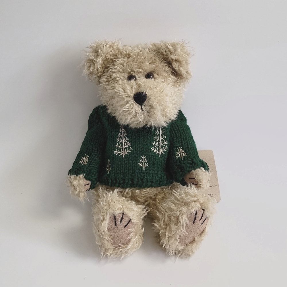 Boyds Bear Chuck Woodbeary Teddy Bear Plush with Tag Green Christmas Sweater
